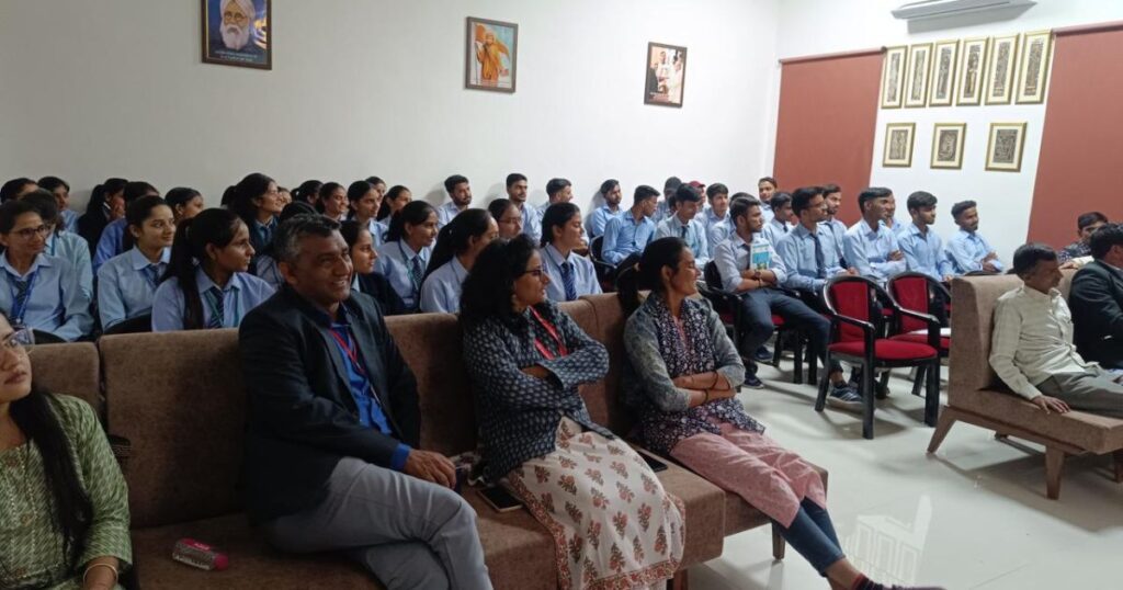 Workshop on mental health organized in Dayanand College, Ajmer