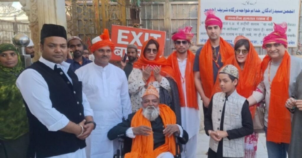 Bollywood actor Rishabh Sahni made a vow by cooking Akbari Deg in the Dargah of Khwaja Garib Nawaz.