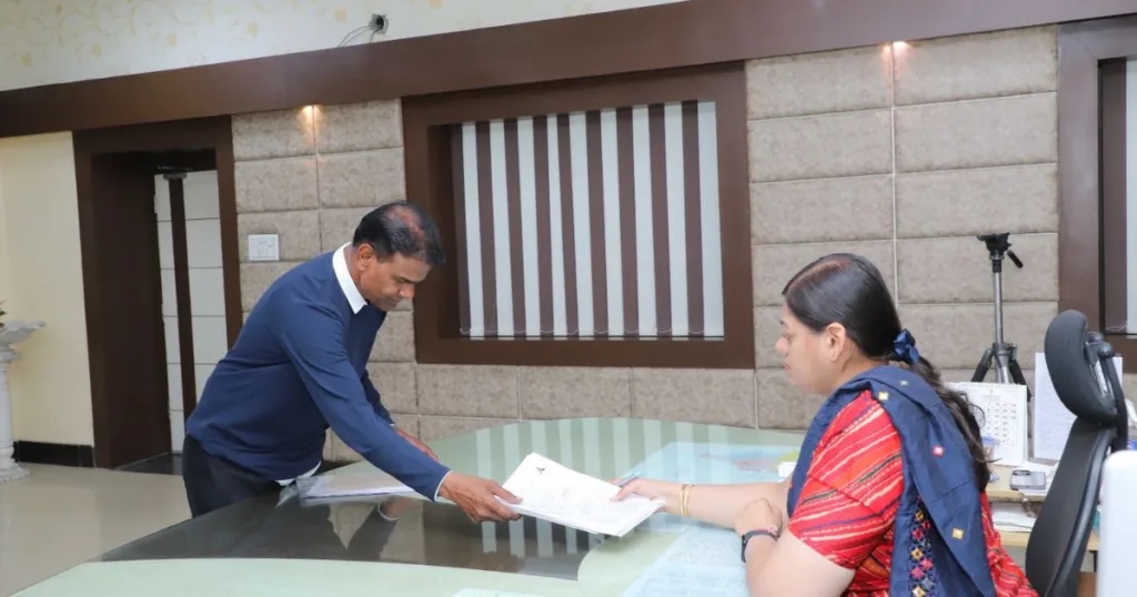 Vishram Babu filled nomination papers