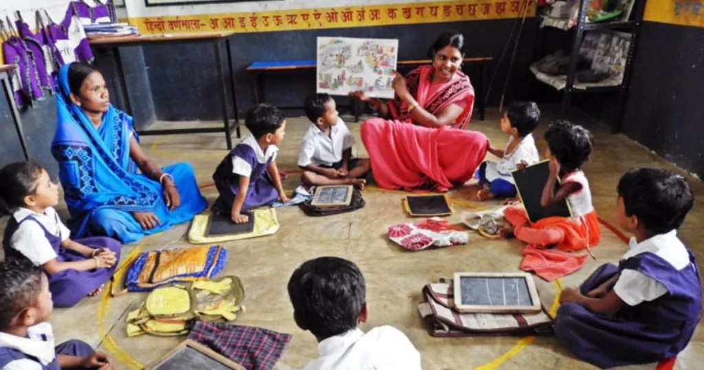 Women BLO and Asha Sahayogini Anganwadi workers